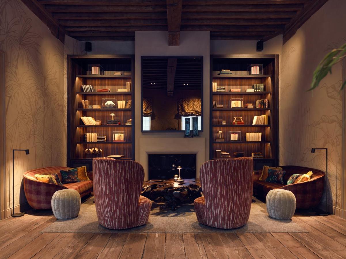 Botanic Sanctuary Antwerp - The Leading Hotels Of The World Exterior foto Library at the Hotel
